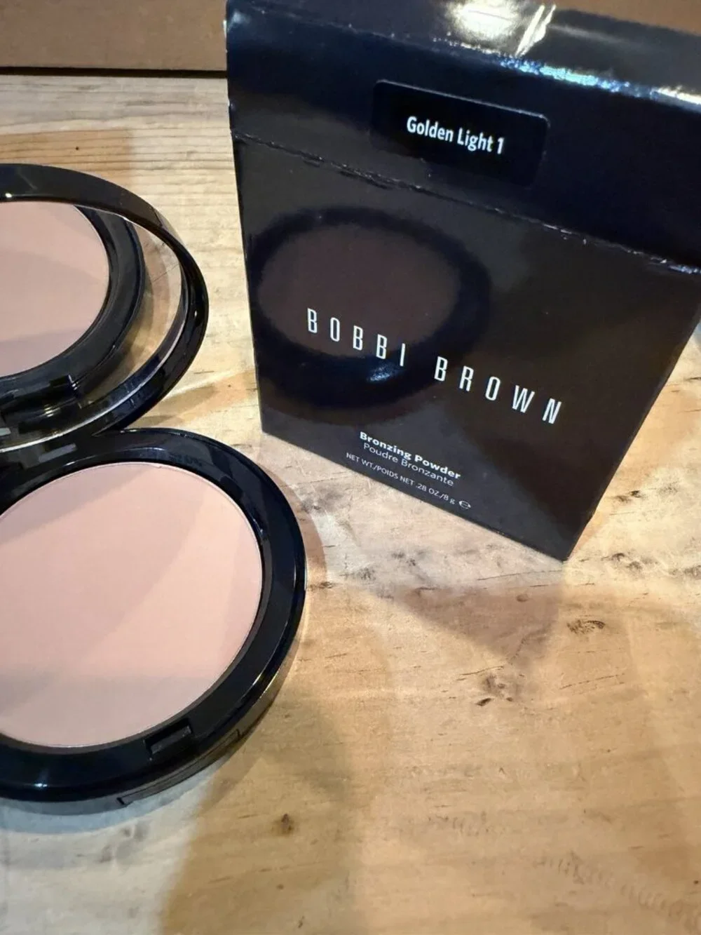 Bobbi Brown Bronzing Powder Shade Golden Light  0.31 oz / 9 g New In Box